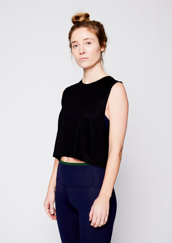 The Exercise Crop Top - Midnight Black